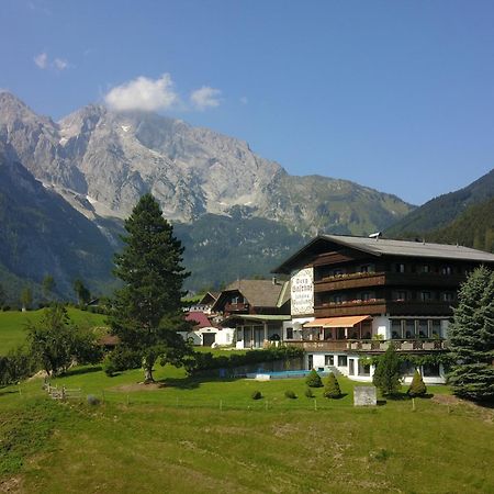 Pension Schoene Aussicht Kuchl Buitenkant foto