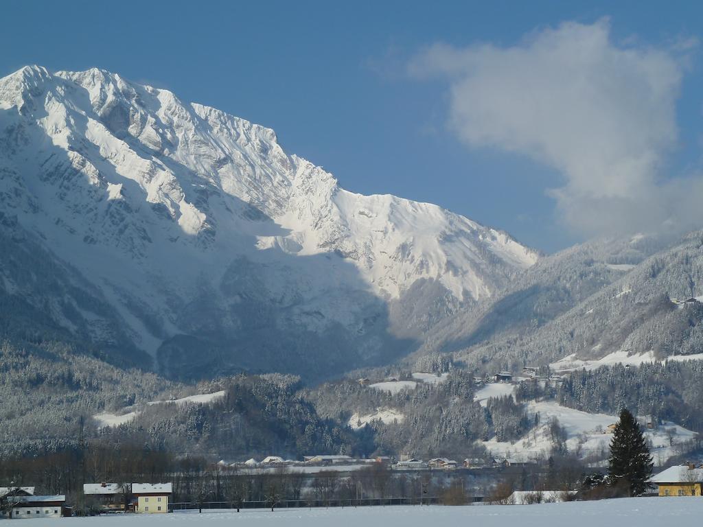 Pension Schoene Aussicht Kuchl Buitenkant foto