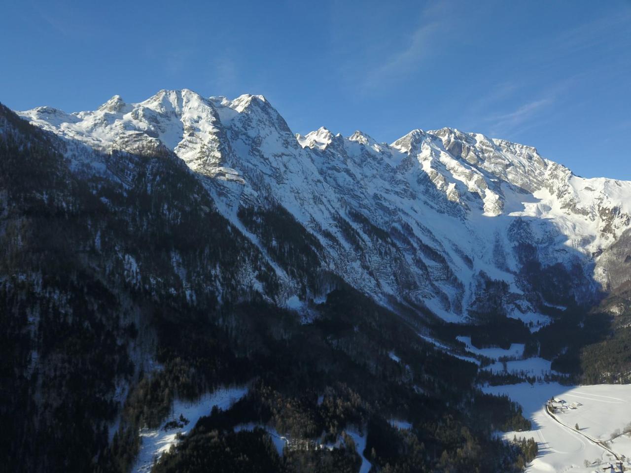 Pension Schoene Aussicht Kuchl Buitenkant foto